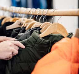How Customised Workwear Enhances Professional Appearance